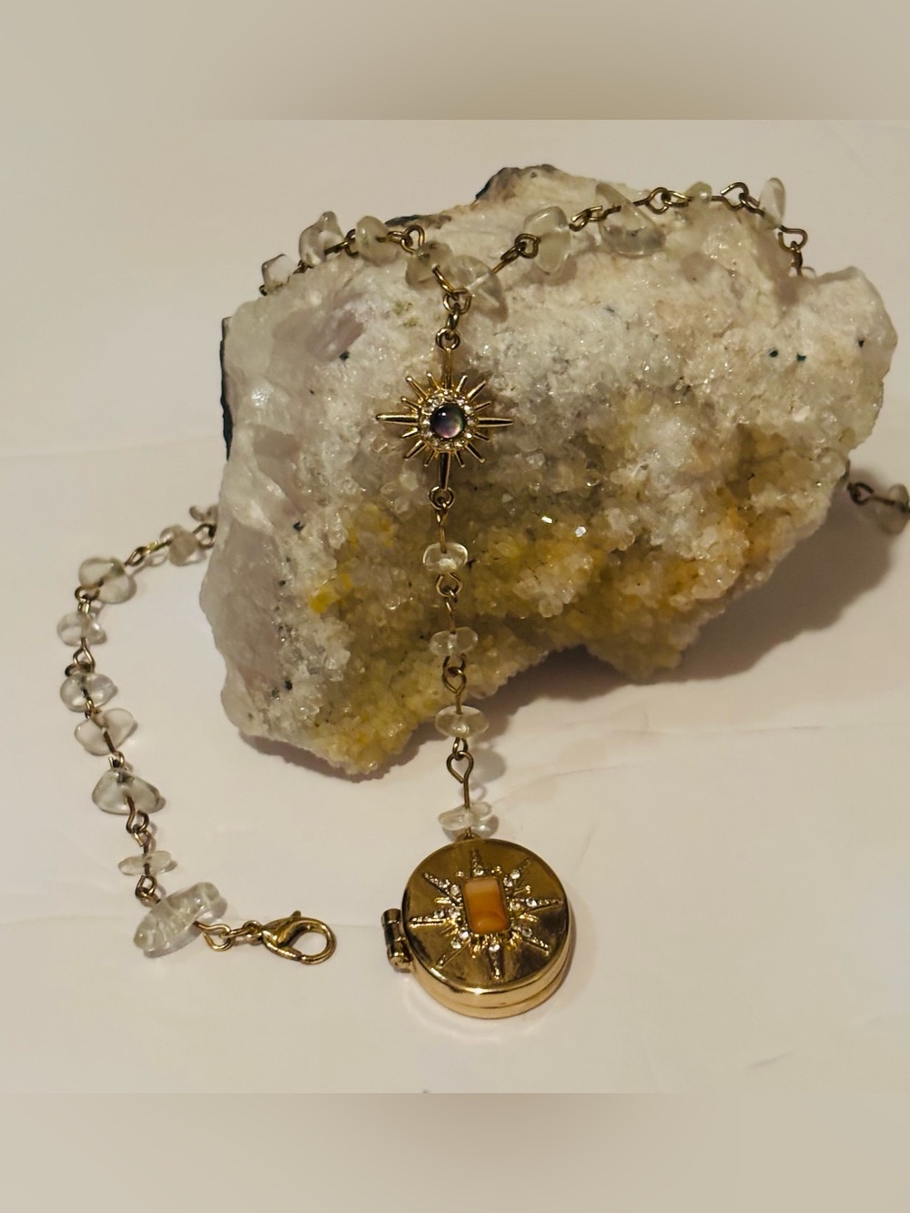 Gold-Tone & Quartz Crystal Lariat Y Style Necklace with Locket Charm ✨